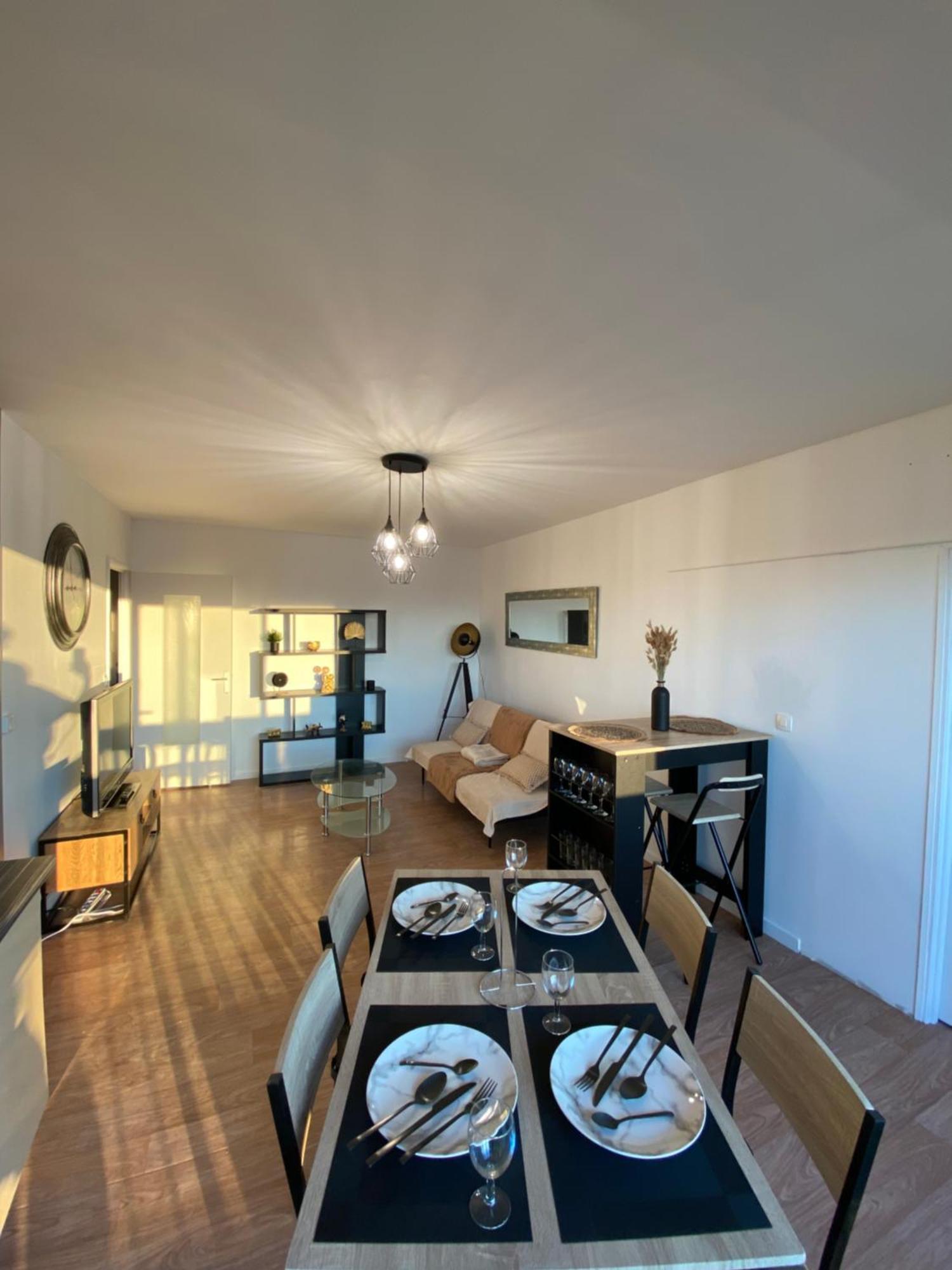 Appartement Spacieux - 10' Gare Angers Bagian luar foto